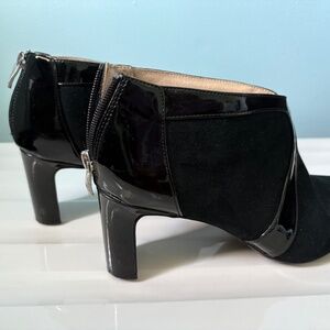 LifeStride patent leather  and faux suede ankle booties